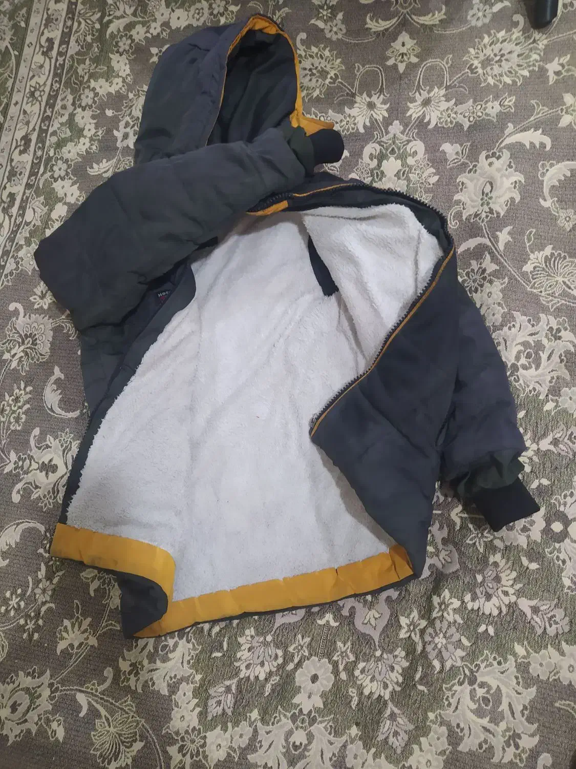 کاپشن پسرانه|کفش و لباس بچه|قم, شهر قائم|دیوار