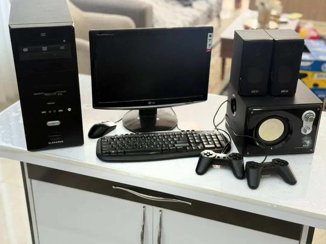 کامپیوتر کاملا سالم|رایانه رومیزی|فومن, |دیوار