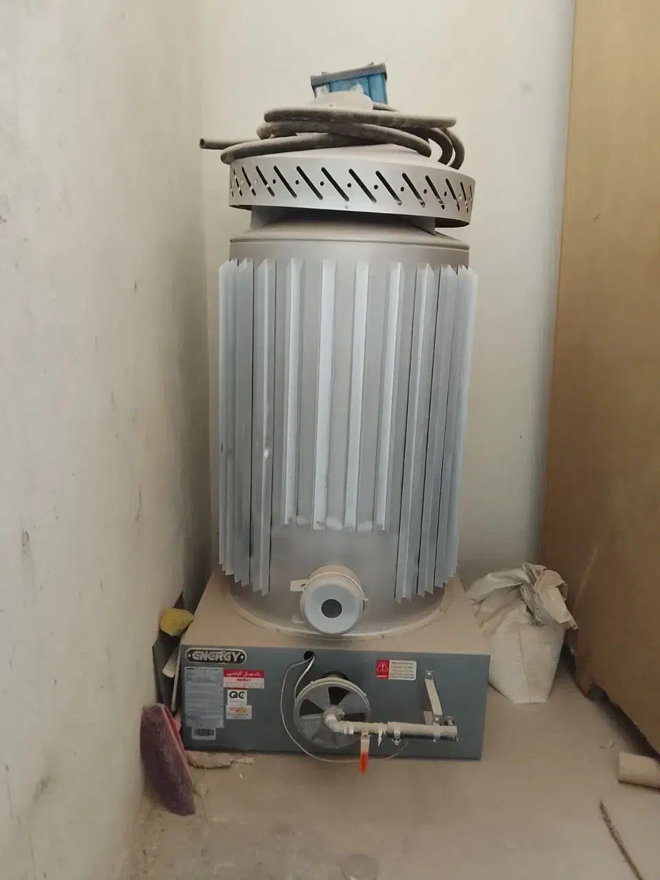 بخاری انرژی گاز سوله یک سال کارکرد|بخاری، هیتر، شومینه|چهاردانگه (تهران), |دیوار