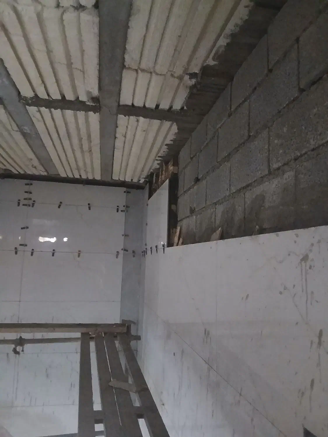 کاشی کاری .تخریب باز سازی|خدمات پیشه و مهارت|فلاورجان, |دیوار