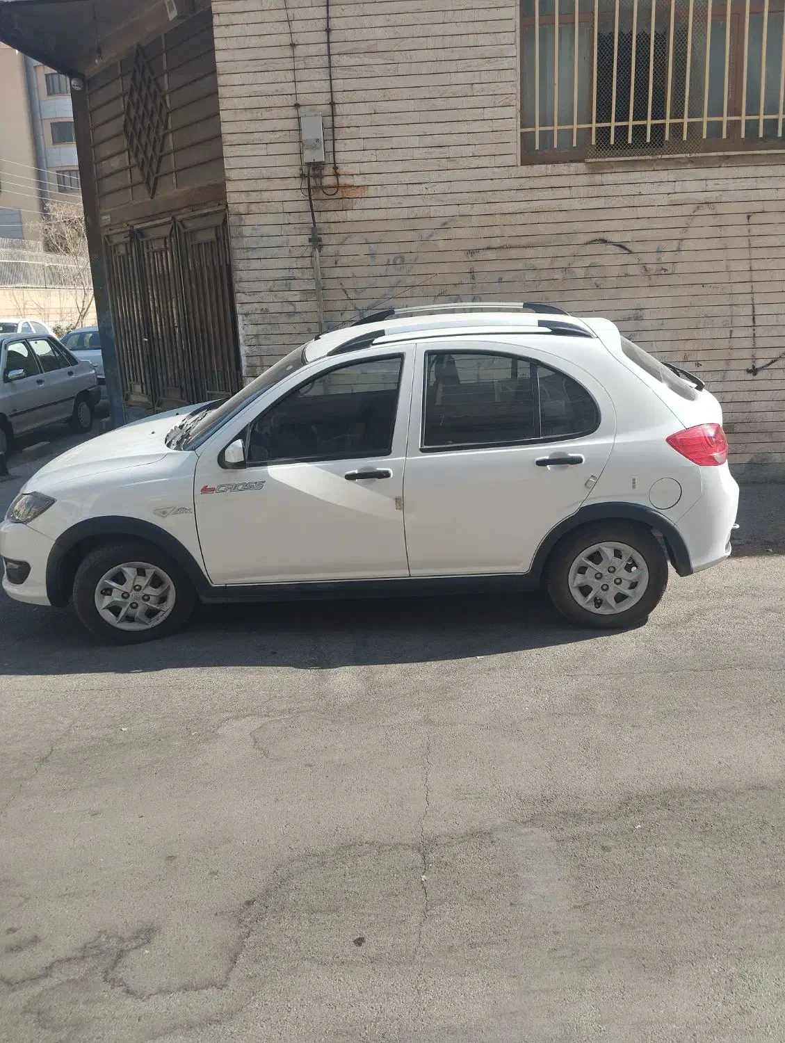 کوییک اس 1403|خودرو سواری و وانت|اصفهان, آبشار|دیوار