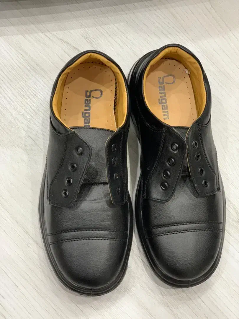 کفش مردونه 43|کیف، کفش، کمربند|لنگرود, |دیوار