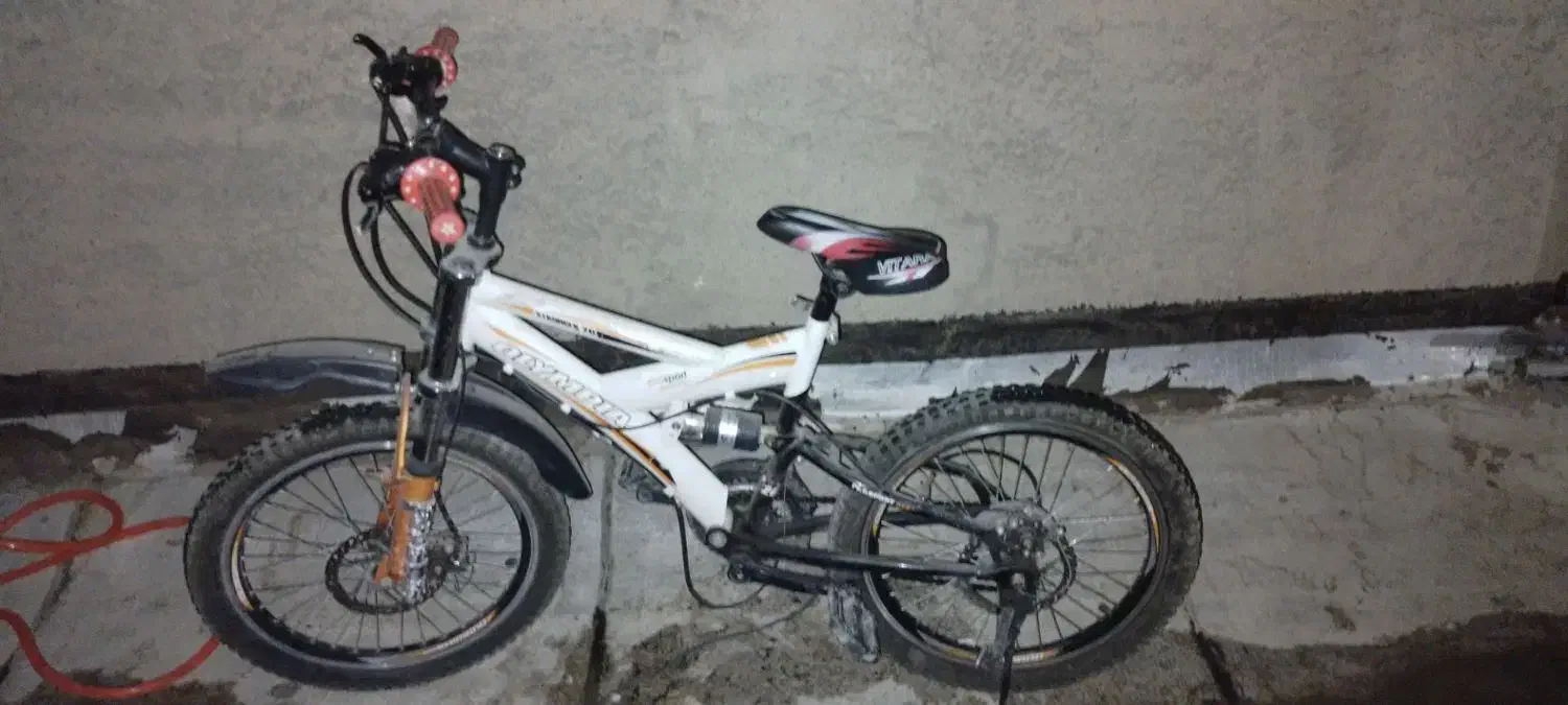 دوچرخه 20 دنده ای کمک فنر دار|دوچرخه، اسکیت، اسکوتر|نسیم‌شهر, |دیوار