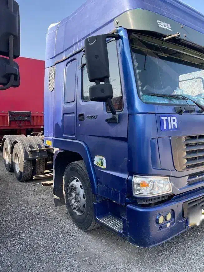 کشنده هوو سینوتراک|خودرو سنگین|ارومیه, |دیوار