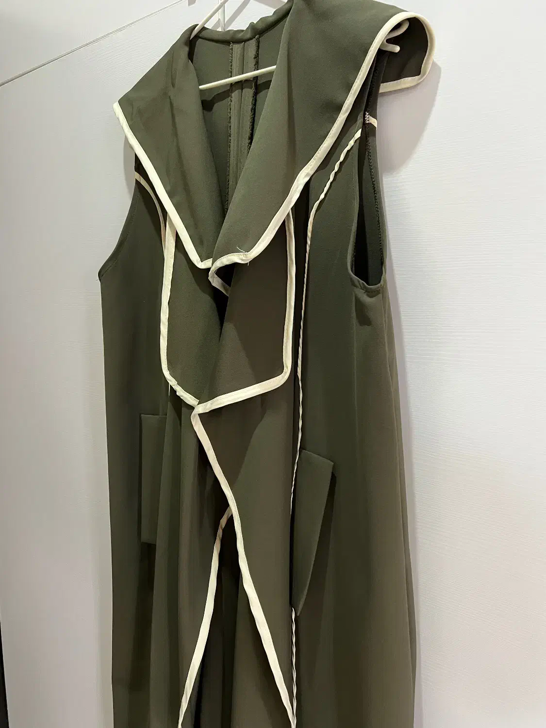 وست مانتو|لباس|چالوس, |دیوار