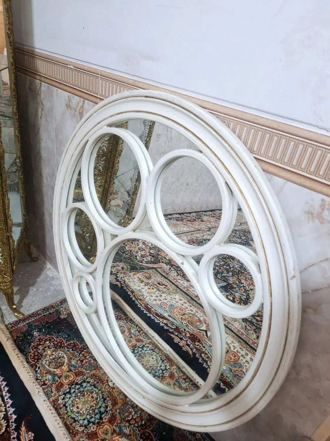 آینه|آینه|اسلام‌شهر, شهرک امام حسین (میان آباد)|دیوار