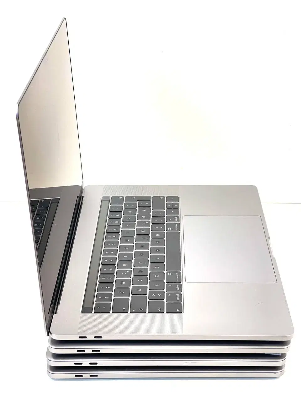 لپ تاپ اپل 15inch A1990 هیولای واقعی اپل|رایانه همراه|تهران, جردن|دیوار