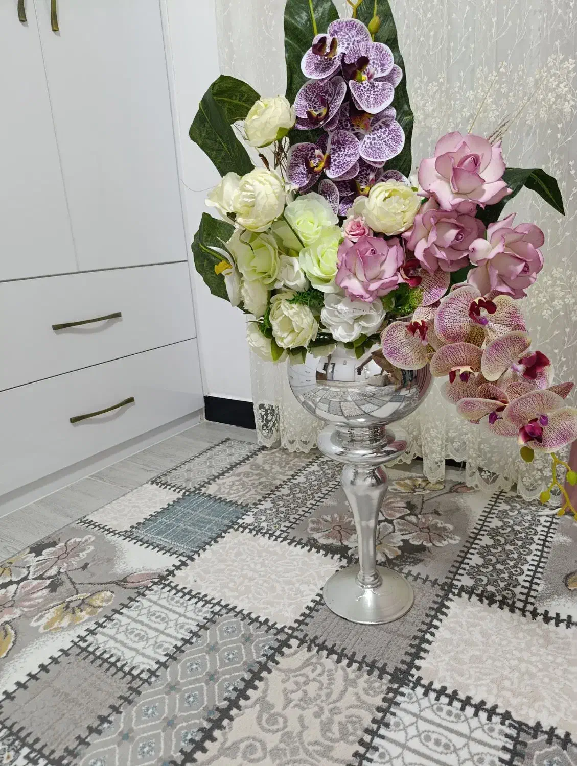 گل و گلدان زیبا|گل مصنوعی|سنندج, |دیوار