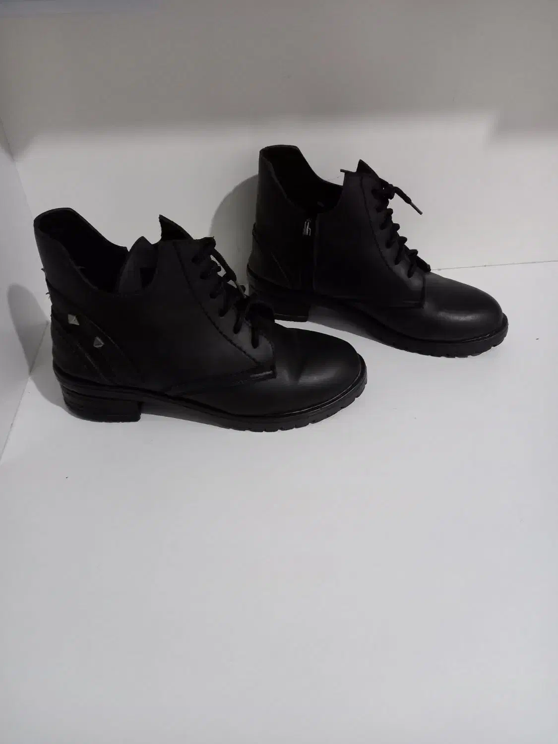 کفش نیم بوت زنانه در حد نو سایز ۳۹|کیف، کفش، کمربند|خوی, |دیوار