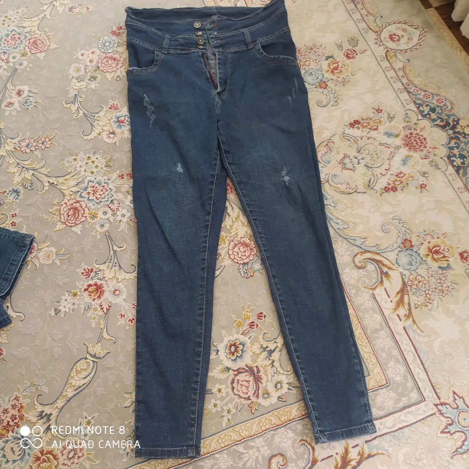 پالتو بارانی و مانتو زنانه|لباس|کاشان, کارگر|دیوار