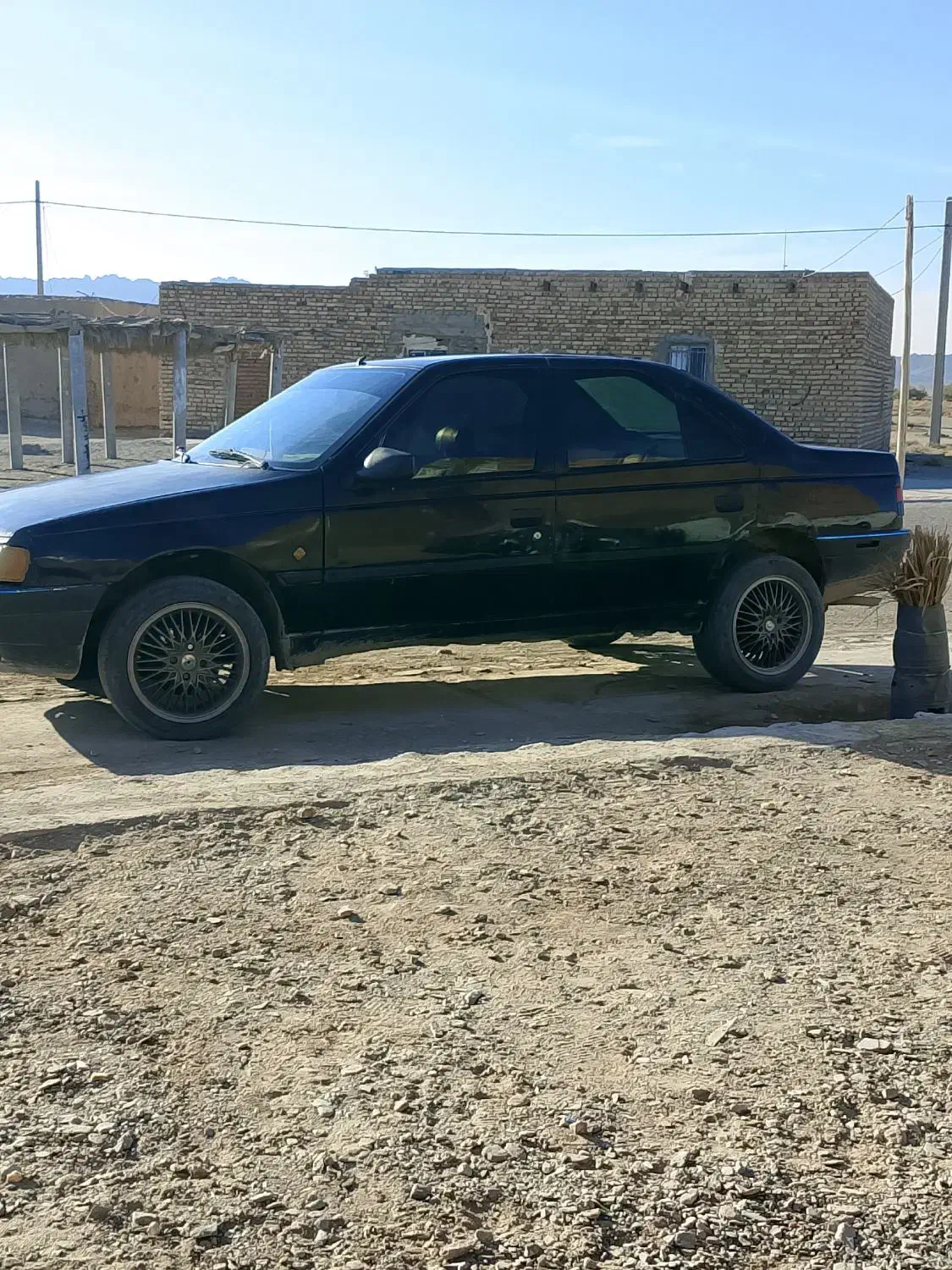 پژو مشکی با پراید معامله میکنی|خودرو سواری و وانت|خاش, |دیوار