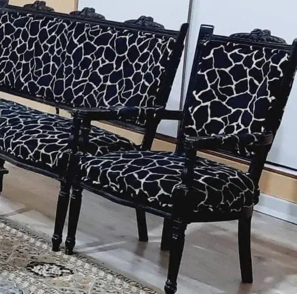 مبل ۷ نفره چوبی با جلو مبل ها|مبلمان خانگی و میز عسلی|قشم, |دیوار