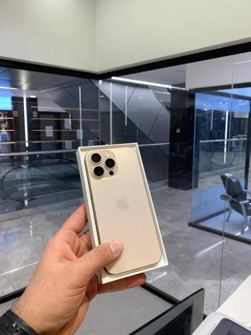 اپل 16 پرو مکس iphone 16 pro max|موبایل|اصفهان, گلزار|دیوار