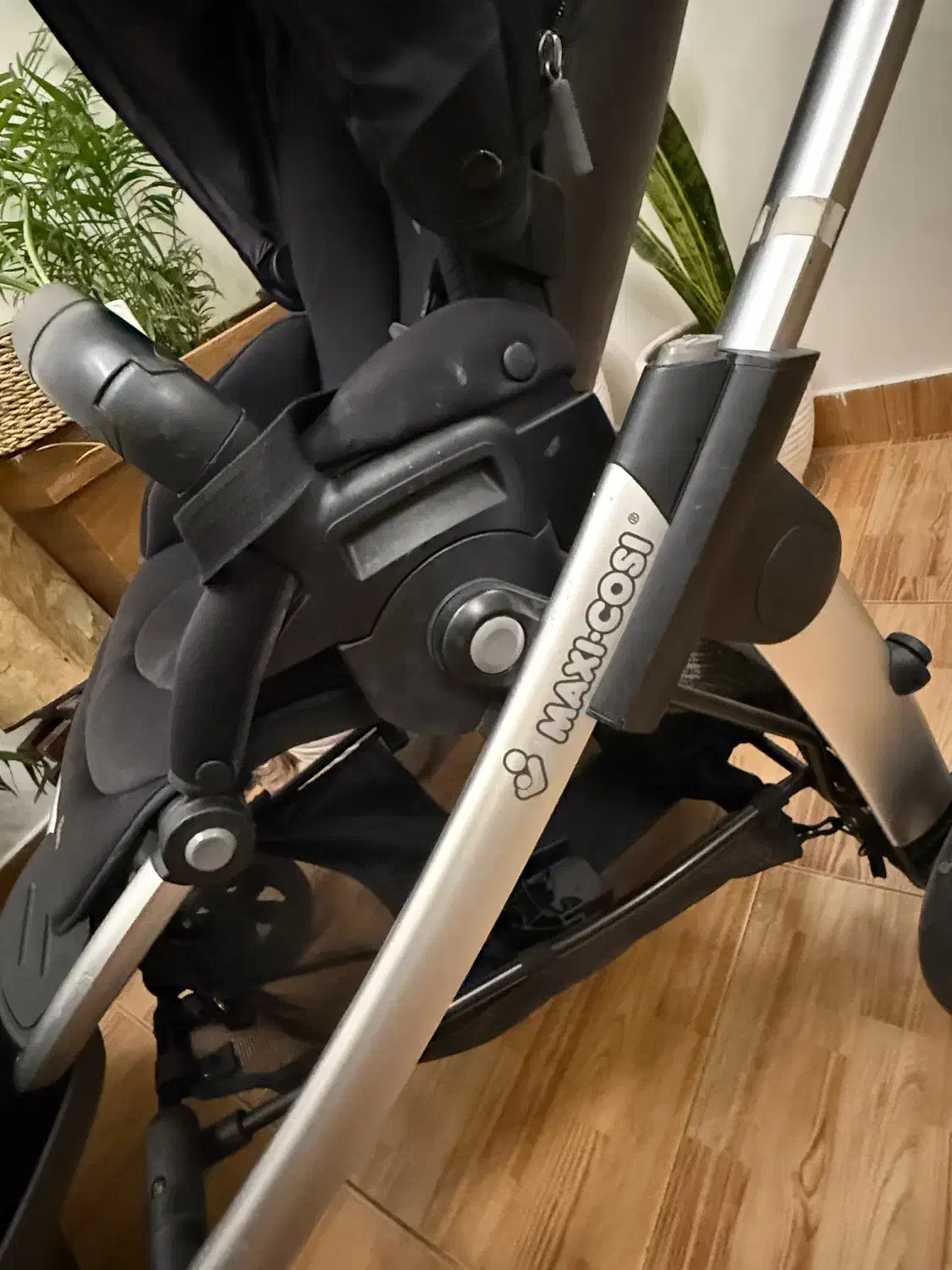 کالسکه و کریر مکسی کوزی اصل|کالسکه و لوازم جانبی|تهران, شهرک غرب|دیوار