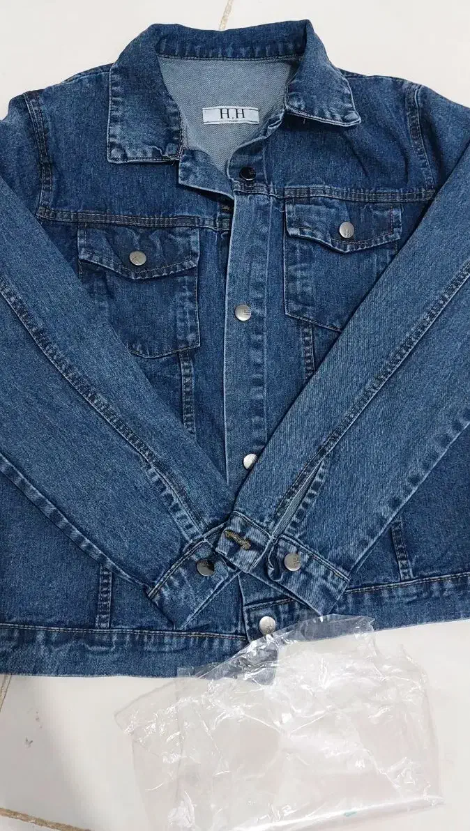 کت جین|لباس|ایذه, |دیوار