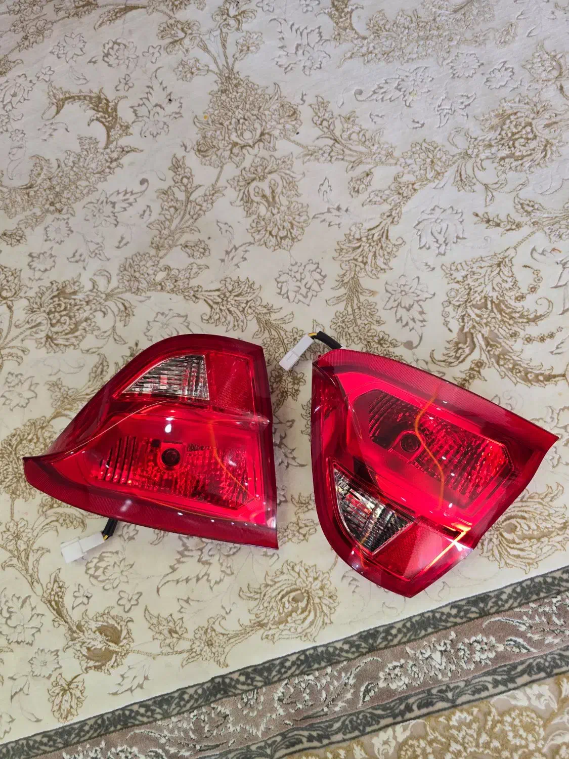 چراغ خطرعقب فابریک کوییک نونو|قطعات یدکی و لوازم جانبی|فولادشهر, C4|دیوار