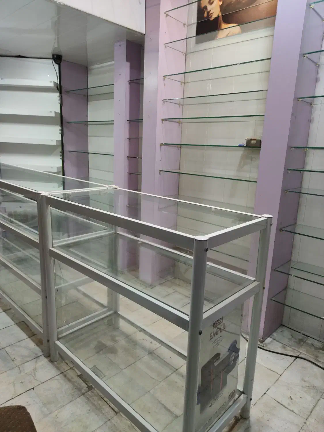 قفسه و استند و ویترین|فروشگاه و مغازه|قزوین, |دیوار