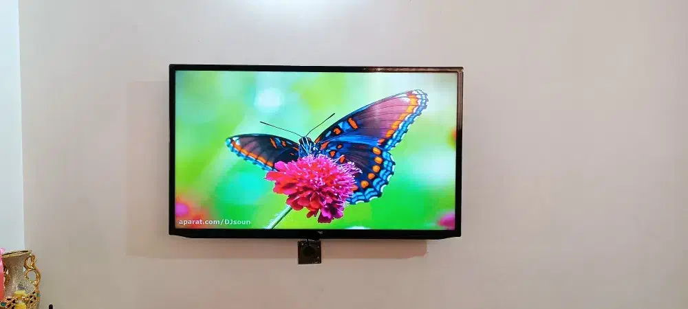 ال ای دی ۳۲اینچ سونی براویا اصلی برق آداپتوری نونو|تلویزیون و پروژکتور|مشهد, موعود|دیوار