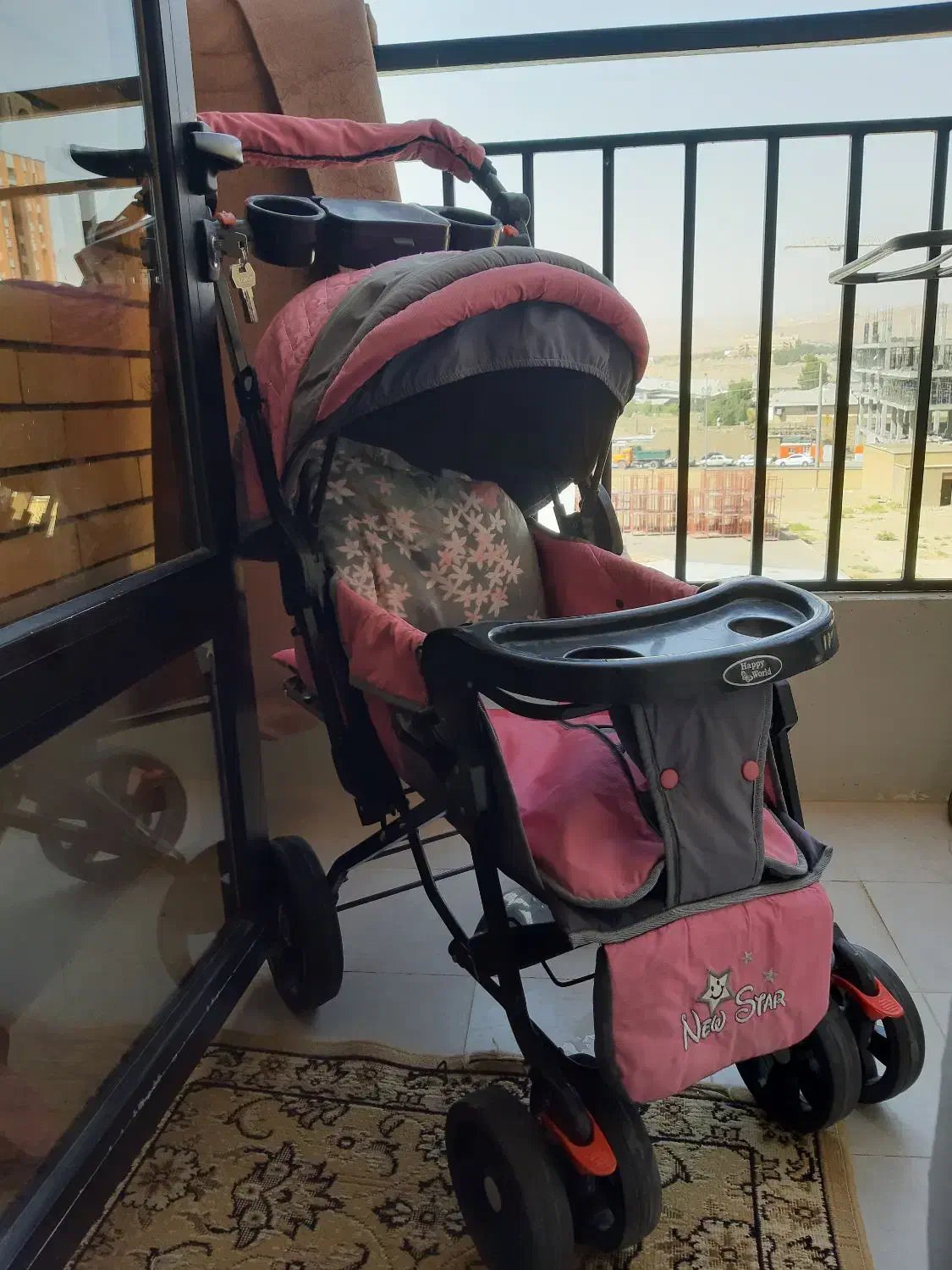 کالسکه برند نیو استار ۱۸۰۰۰۰۰|کالسکه و لوازم جانبی|نسیم‌شهر, |دیوار