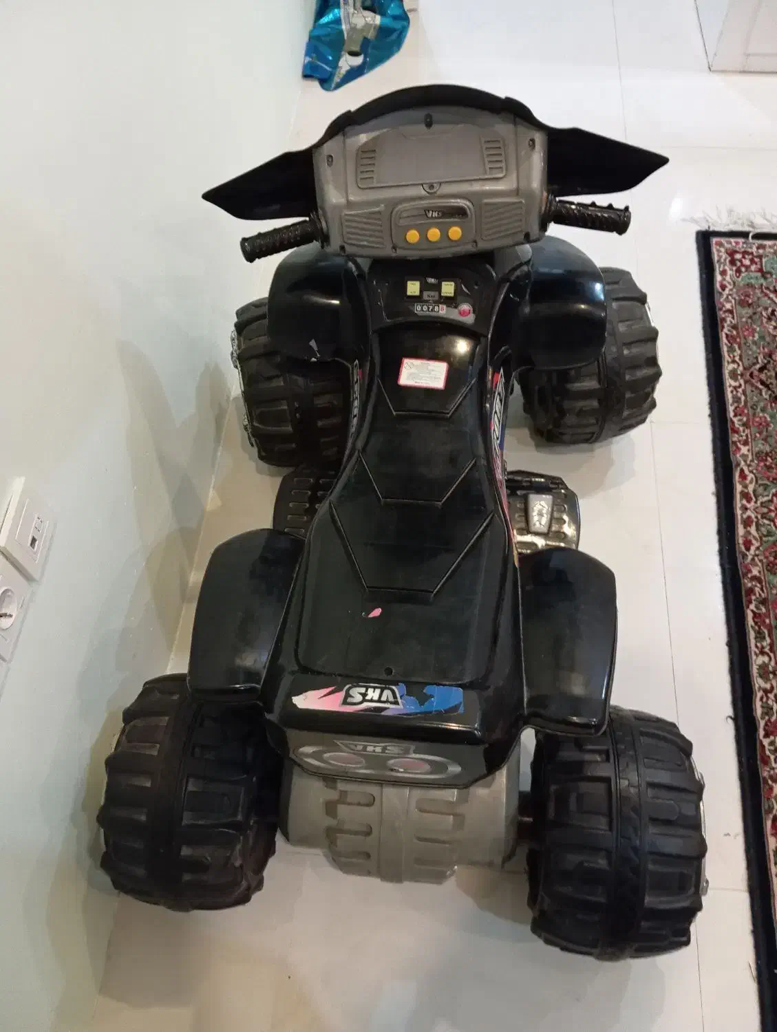 موتور شارژی(دو موتوره،قوی،سالم)|اسباببازی بچه|مشهد, سرافرازان|دیوار