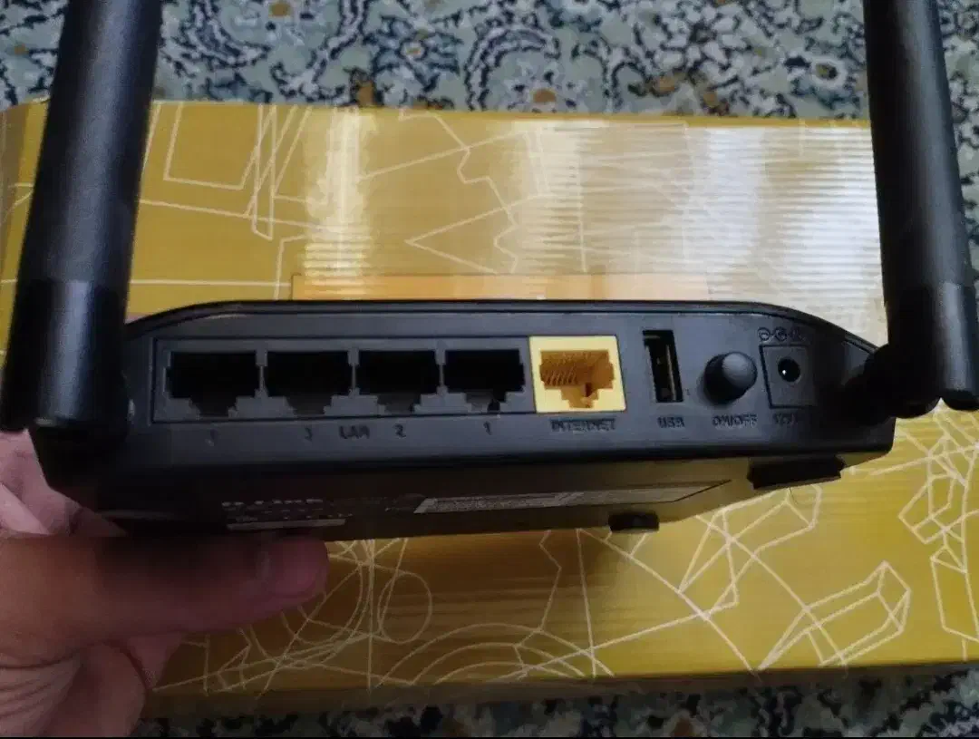 مودم D-Link دو آنتن آنتن قوی تست هنگام تحویل|مودم و تجهیزات شبکه|تهران, خانی آباد نو شمالی|دیوار