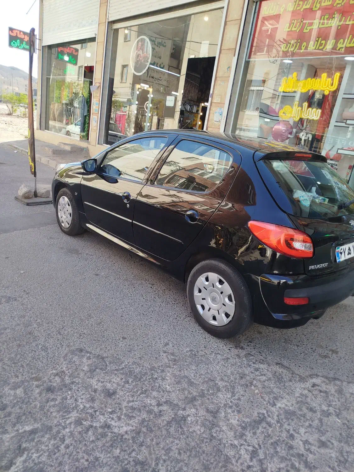 207مشکی ۱۴۰۰|خودرو سواری و وانت|ملارد, |دیوار