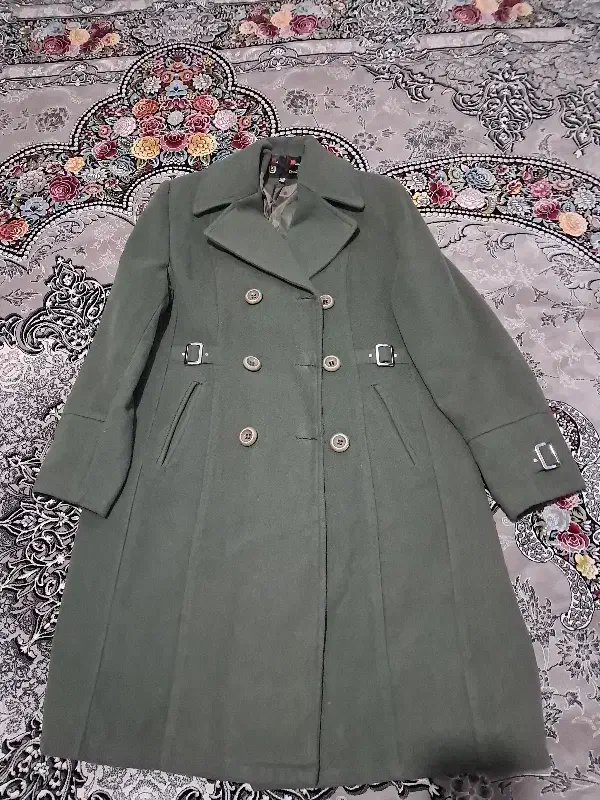 پالتو نو اصلان استفاده نشوده قیمت ۱۰۰۰۰۰۰|لباس|ساوه, |دیوار