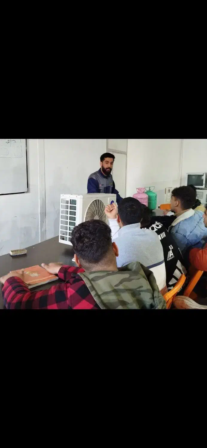 کلاس اموزشی تعمیرات کولرگازی|خدمات آموزشی|سنندج, |دیوار