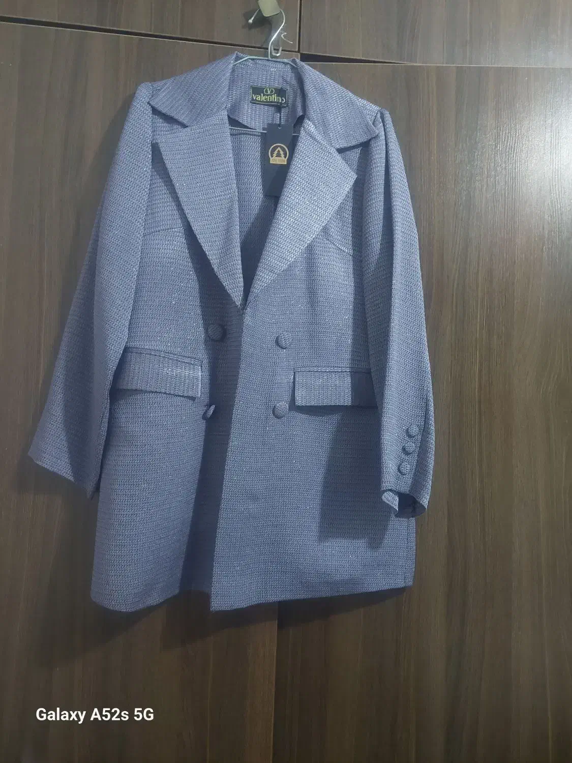 کت نو اک|لباس|رشت, کوی عرفان|دیوار