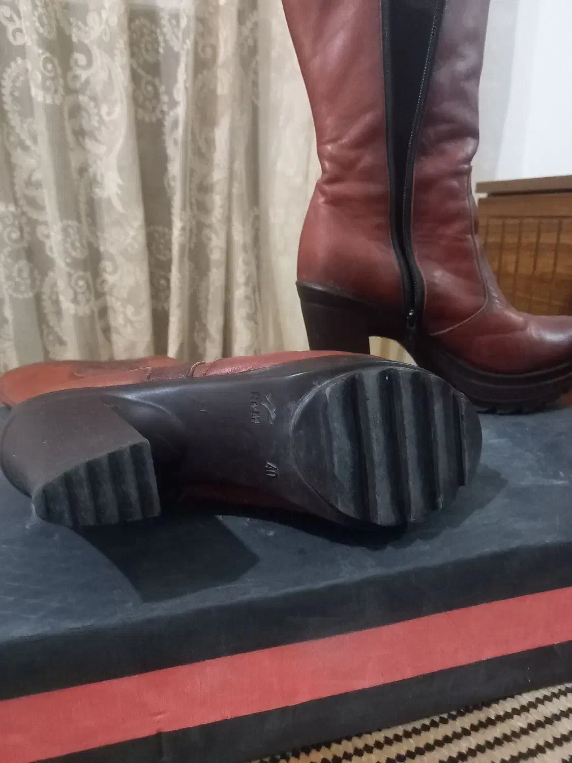 بوت|کیف، کفش، کمربند|گرگان, |دیوار