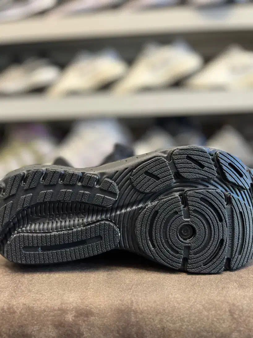 کتونی بروکس گلیسیرین ۲۱|کیف، کفش، کمربند|تهران, باشگاه نفت|دیوار