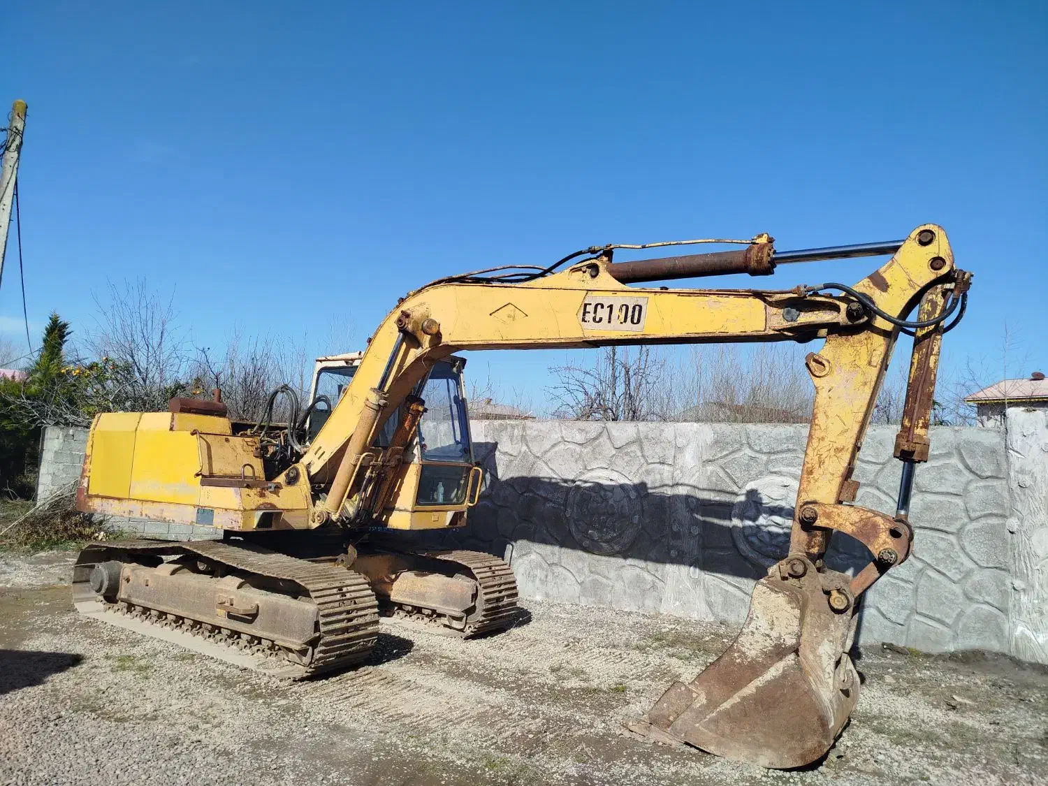 بیل زنجیری he100 مدل ۱۳۷۸|خودرو سنگین|لاهیجان, گلستان|دیوار