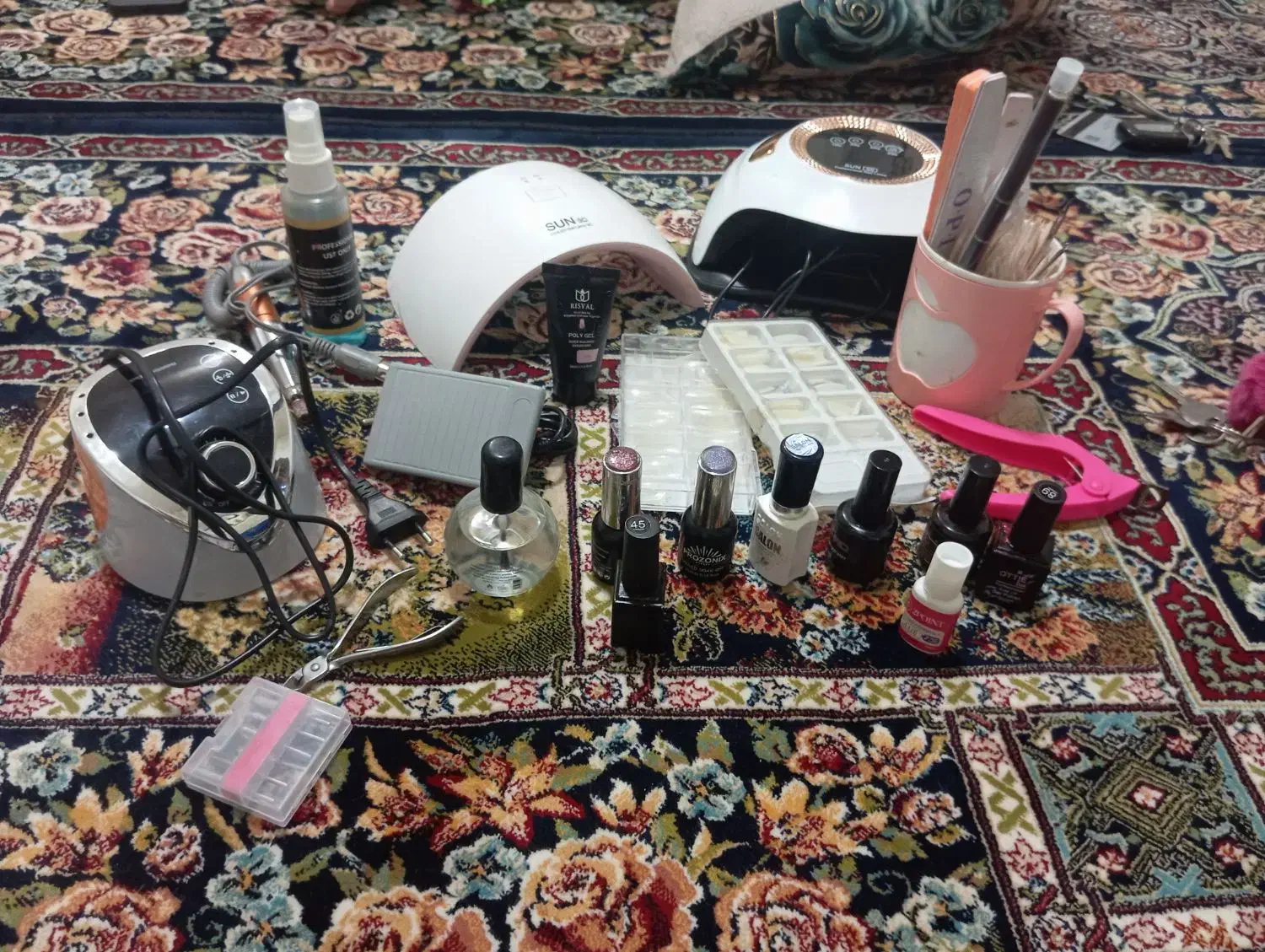 وسایل کاشت ناخن|آرایشی، بهداشتی، درمانی|بوکان, |دیوار