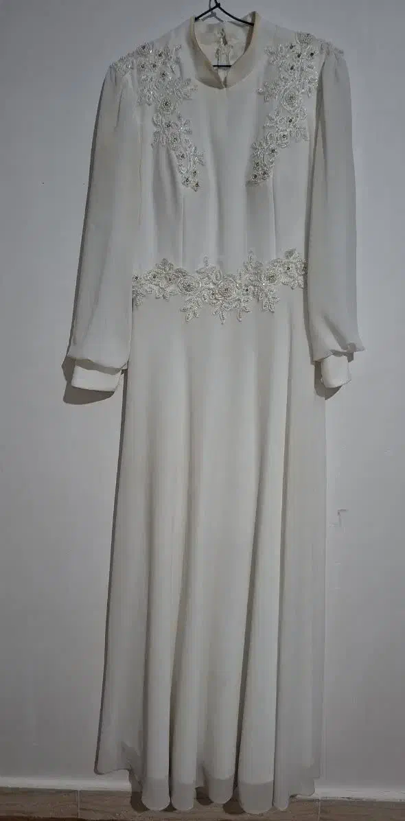 لباس مجلسی|لباس|ایلخچی, |دیوار