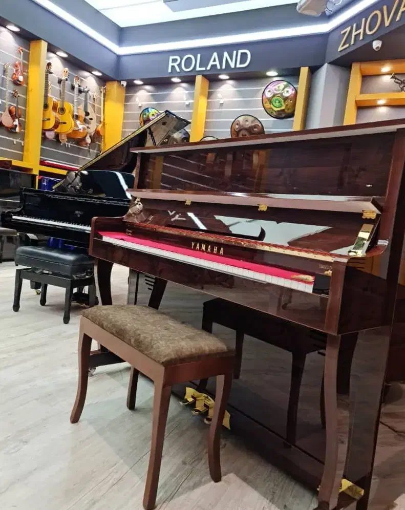 ظاهر و عمق صدای زیبای پیانوطرح آکوستیک/( فوران هنر|پیانو، کیبورد، آکاردئون|تهران, سعادتآباد|دیوار