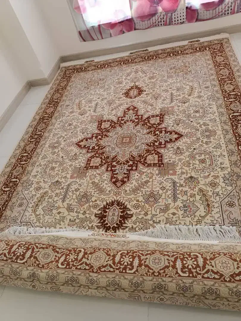 فرش جمهوری  فردوس  گلم فرش فرش ماشین  دستباف|فرش|تهران, فردوسی|دیوار