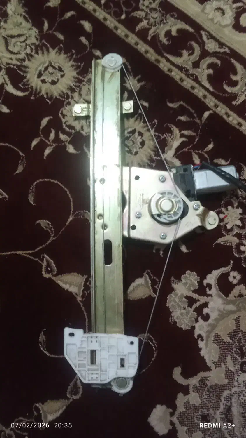 بالابر شیشه|قطعات یدکی و لوازم جانبی|چترود, |دیوار