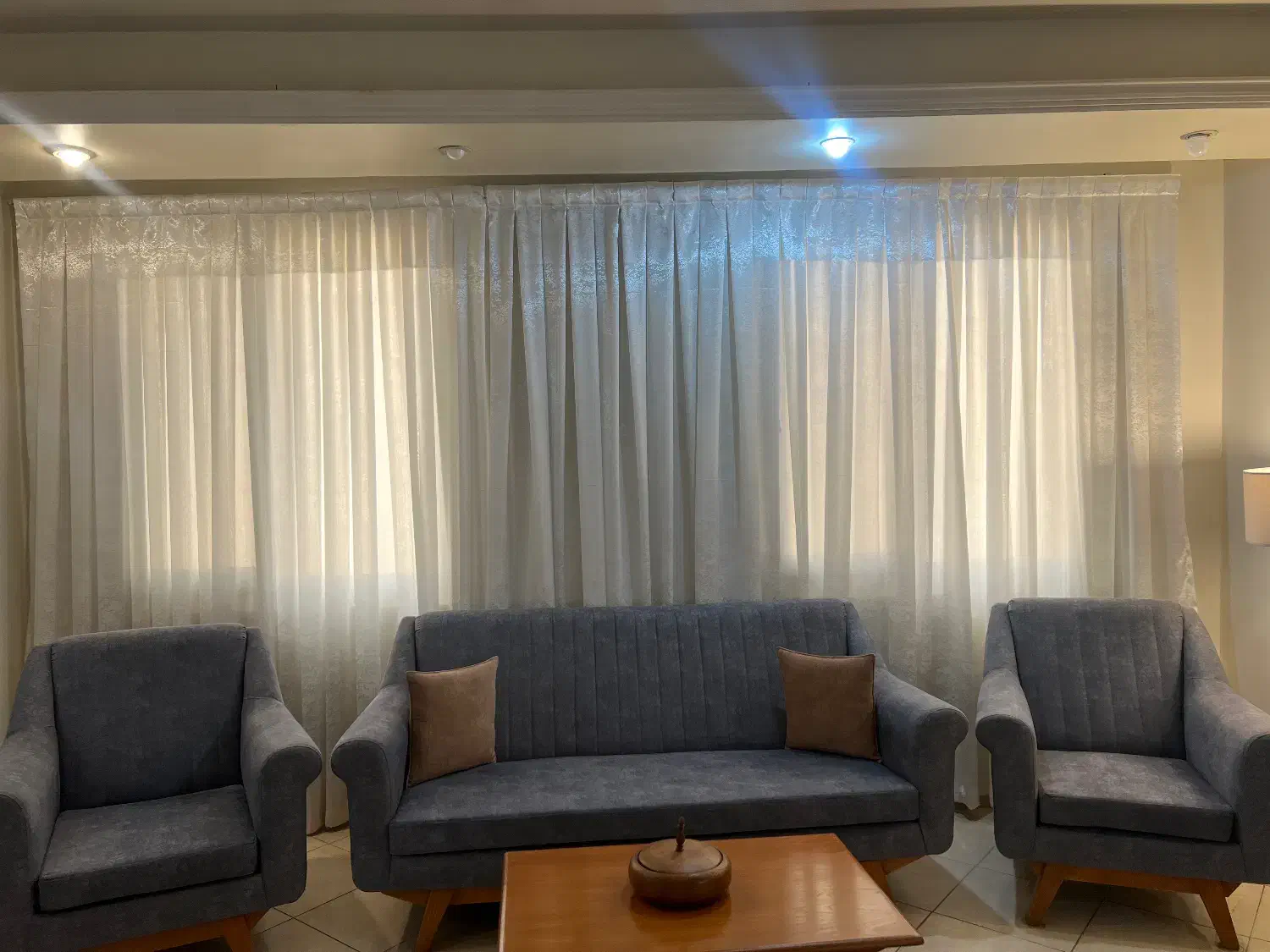 پرده|پرده، رانر، رومیزی|تهران, جوانمردان (اندیشه)|دیوار