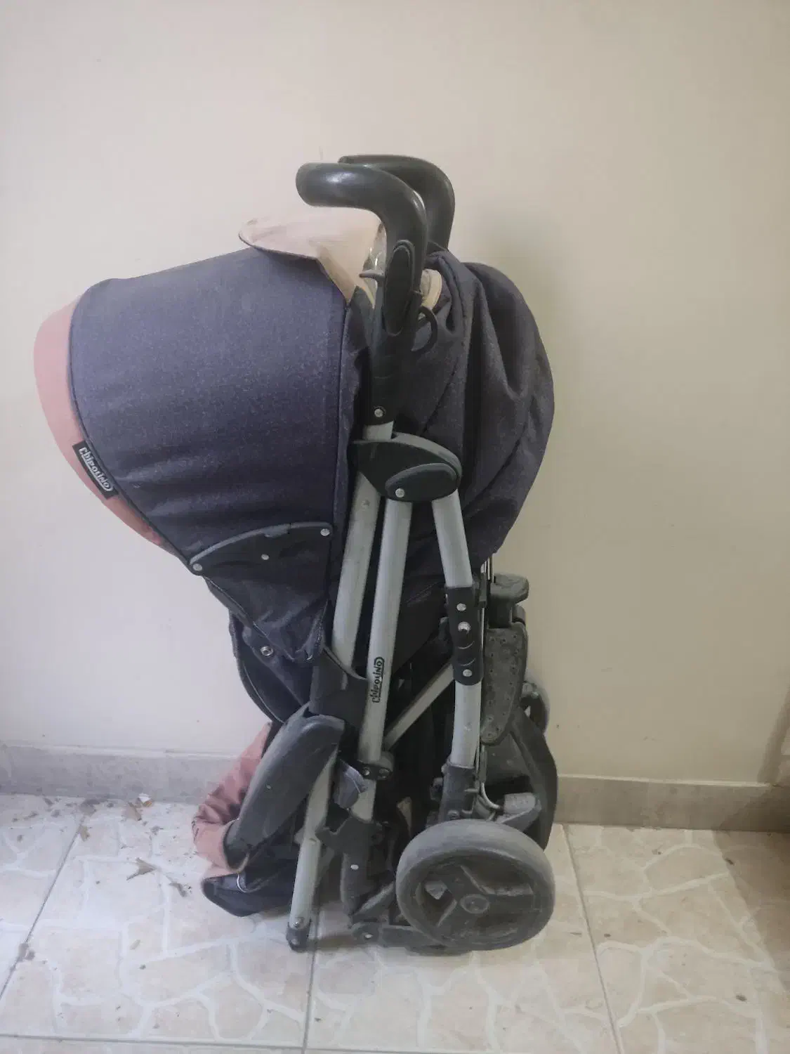 کالسکه کودک Chipolino مدل عصایی|کالسکه و لوازم جانبی|اصفهان, خرم|دیوار