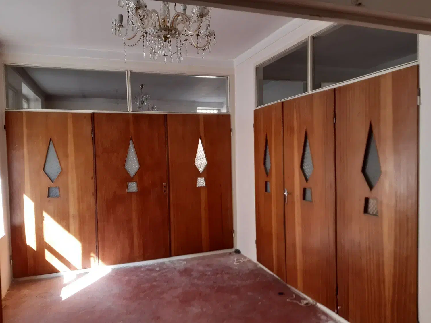 فروش چند عدد در و پنجره ی آهنی در اندازه های مختلف|مصالح و تجهیزات ساختمان|تبریز, |دیوار