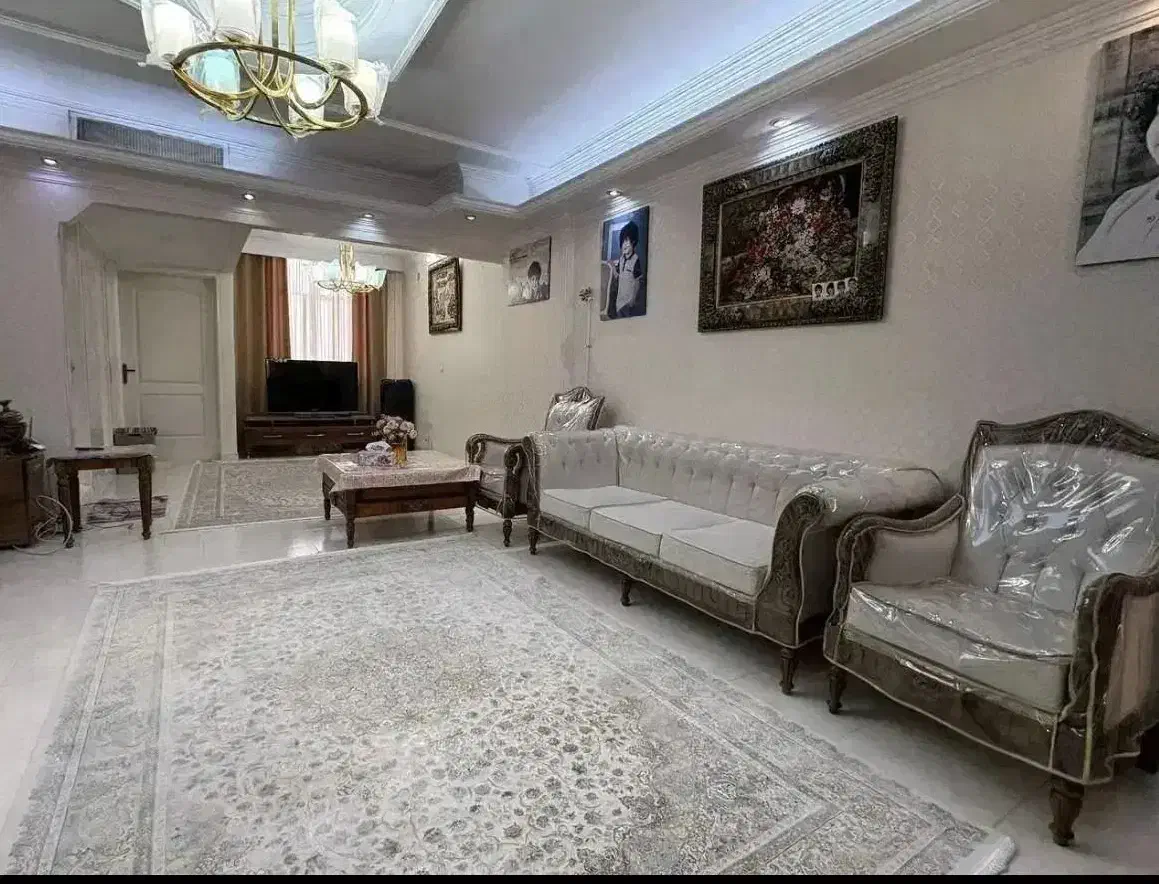 ۶۵متربازسازی شده/باپارکینگ/خیابان فرجام