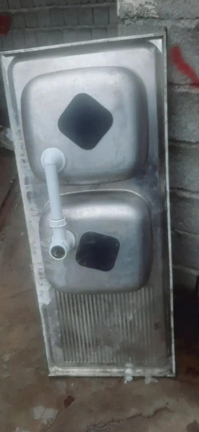 سینگ دو کاسه|آب‌چکان و نظم‌دهنده ظروف|محمدبار, |دیوار