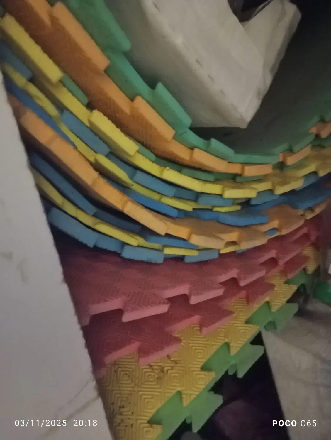 فروش تعدادی وسایل مهد کودک|اسباب‌‌بازی|آبدانان, |دیوار