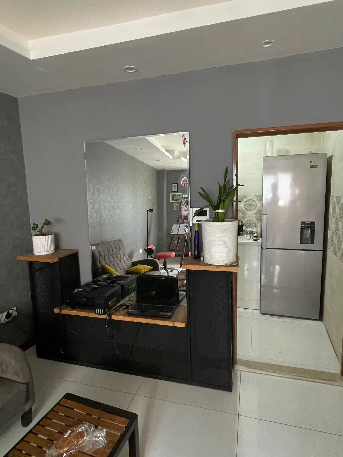 آرتیست مهمان(اجاره تخت تتو)|خدمات آرایشگری و زیبایی|ساری, |دیوار