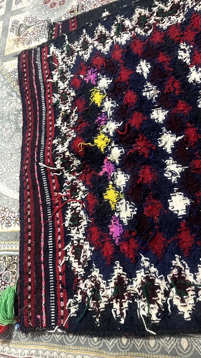 قالیچه دستباف قدیمی|فرش|ایذه, |دیوار