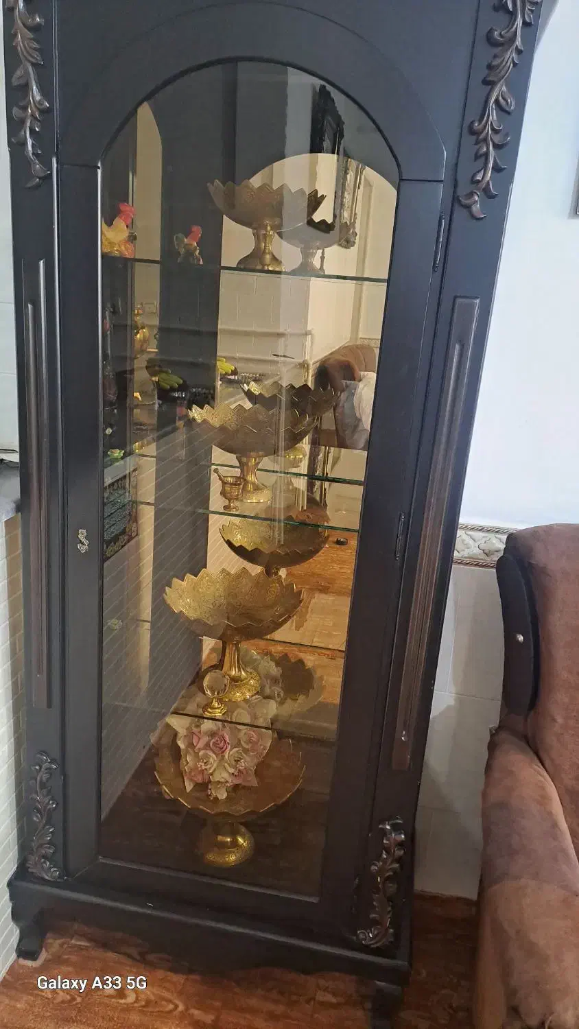 تعدادوسایل خونه|میز و صندلی غذاخوری|میانه, |دیوار