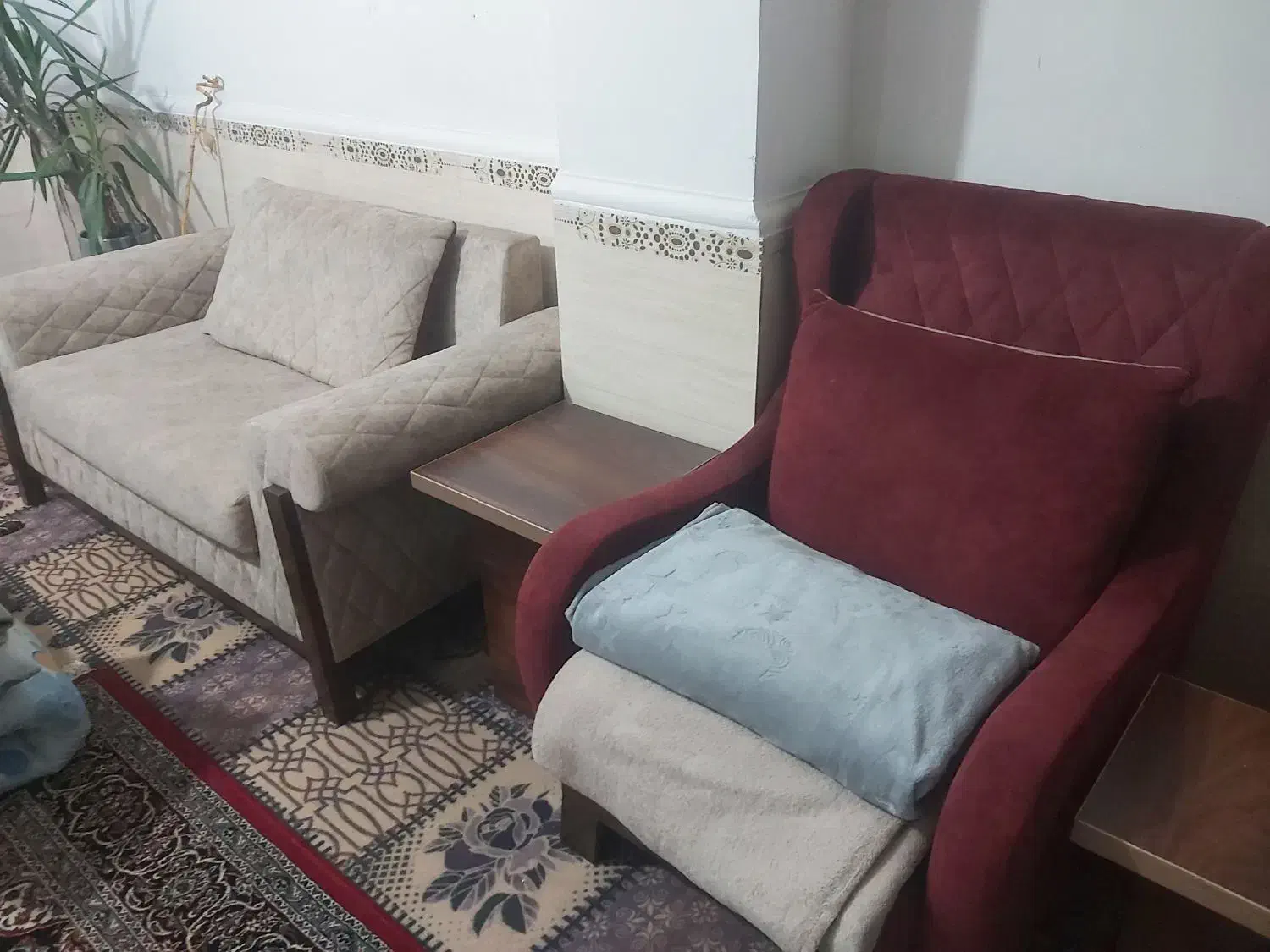 مبل هفت نفره|مبلمان خانگی و میز عسلی|قشم, |دیوار