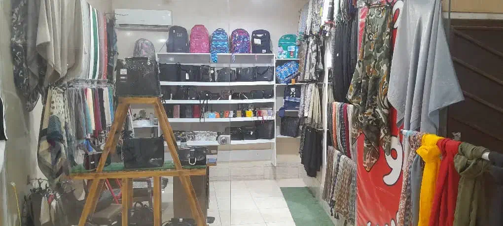 اجاره مغازه ۱۰ متری در پاساژ متین، فسا|اجارهٔ مغازه و غرفه|فسا, |دیوار