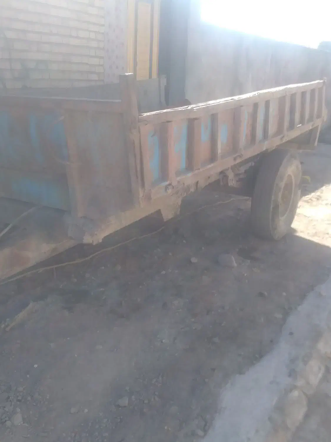 تریلی‌ترک‌|قطعات یدکی و لوازم جانبی|رابر, |دیوار