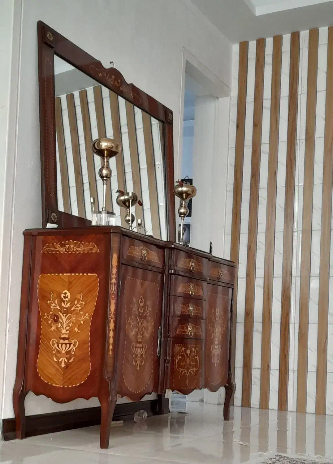 کونسول منبت کاری شده وکار رنگ|بوفه، ویترین، کنسول|فردیس, فردیس|دیوار